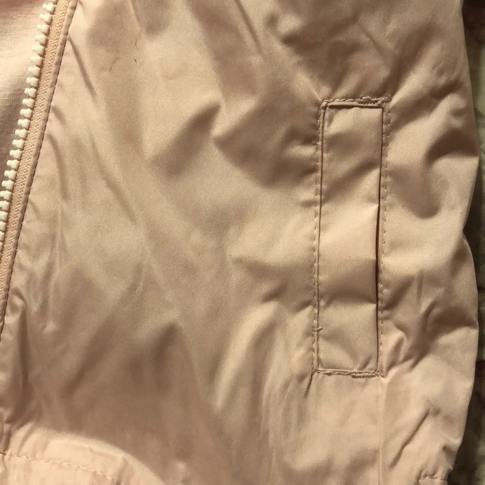 🐳Oshkosh Bgosh NWT size18M Rain Jacket ☔️